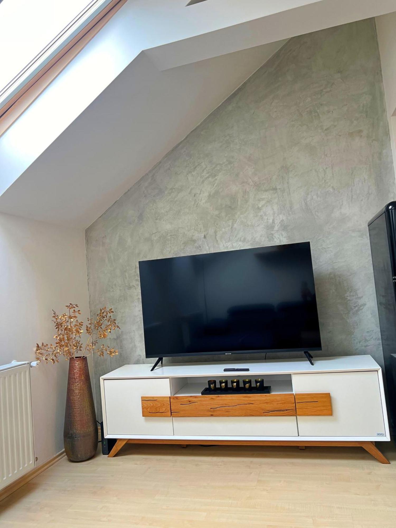 Mezonetovy Apartman V Centru Prague Luaran gambar